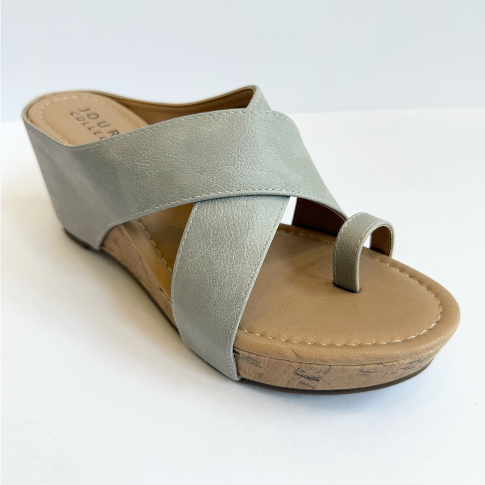 Journee Collection Women's Tru Comfort Foam Rayna Wedge Sandal Size 9 New in Box